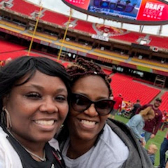 Meet your Posher, Theresa - Picture 11 of 16